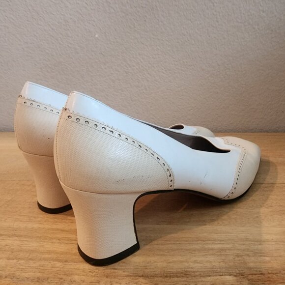 Salvatore Ferragamo Womens Low Pump Heel Square Toe Leather White Beige Size 10B - Picture 8 of 12